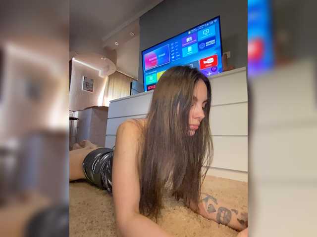 SeLeNaa's BongaCams show and profile