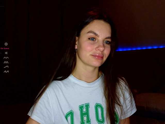 SeLeNaa's BongaCams show and profile