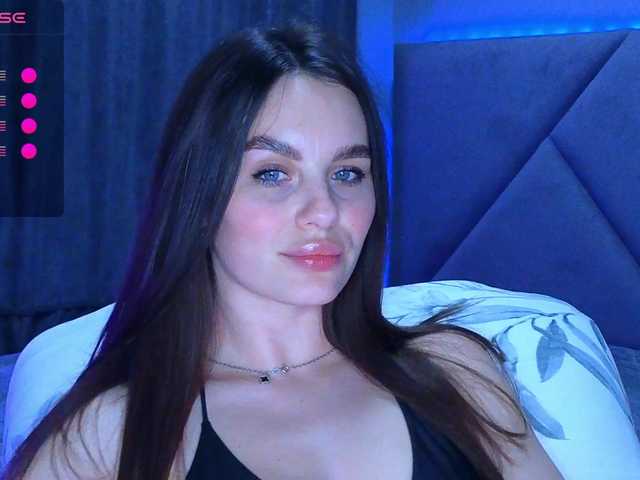 SeLeNaa's BongaCams show and profile