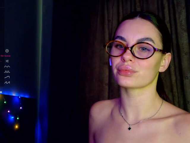 SeLeNaa's BongaCams show and profile