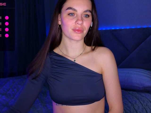 SeLeNaa's BongaCams show and profile