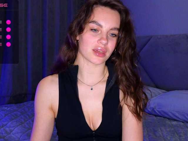 SeLeNaa's BongaCams show and profile