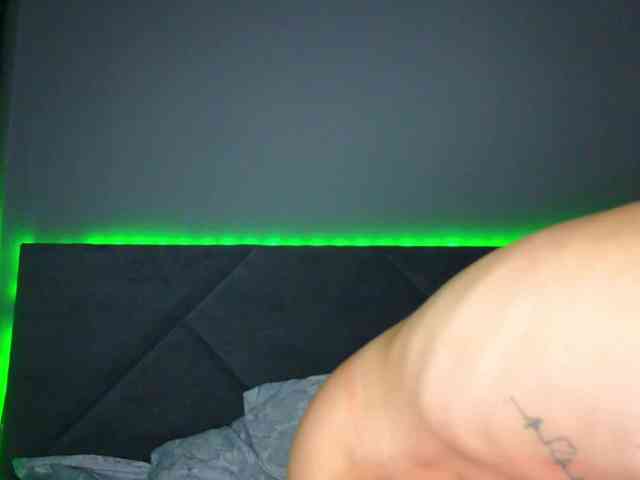 VALERIYAAA webcam