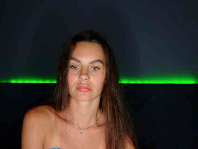 VALERIYAAA webcam
