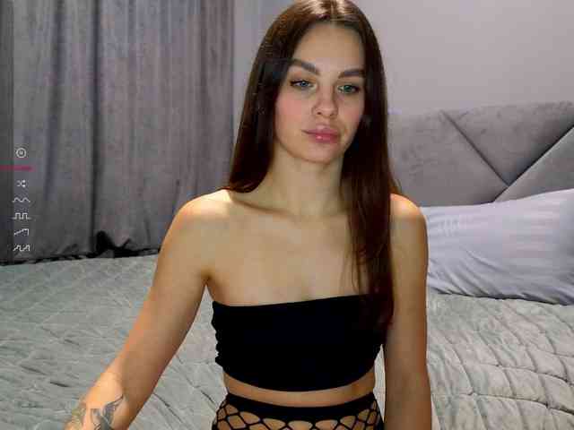 SeLeNaa Live Webcam on BongaCams