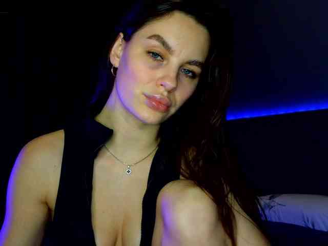 VALERIYAAA webcam