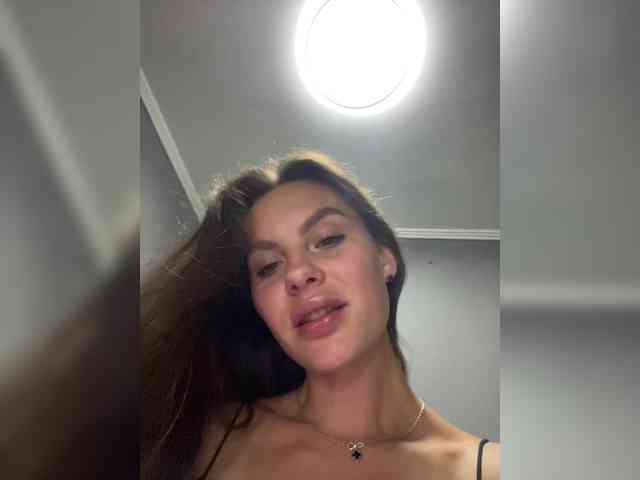 VALERIYAAA webcam
