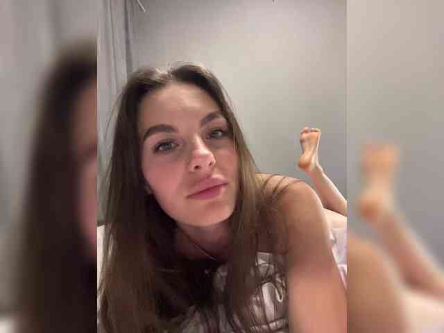 sex cam chat SeLeNaa
