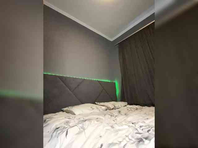 VALERIYAAA webcam