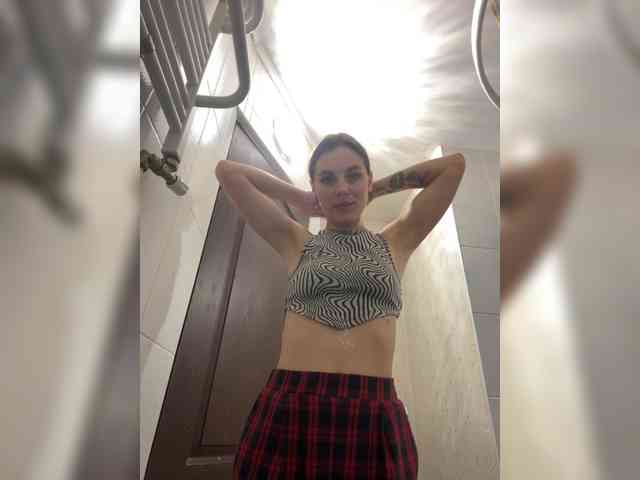 VALERIYAAA webcam