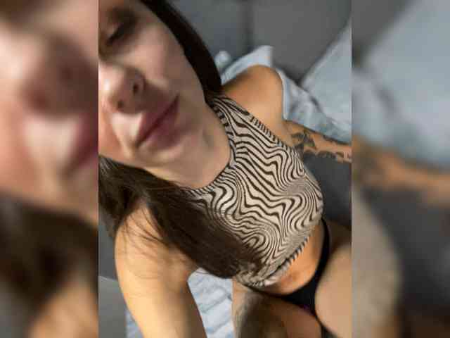 VALERIYAAA webcam