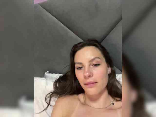 SeLeNaa Live Webcam on BongaCams