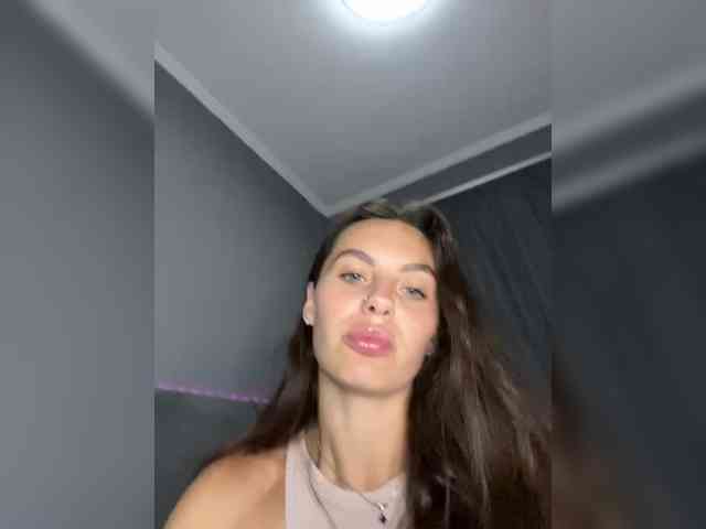VALERIYAAA webcam