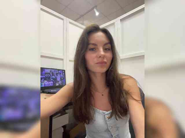 VALERIYAAA webcam