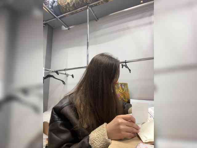 VALERIYAAA webcam