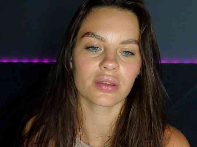 VALERIYAAA webcam