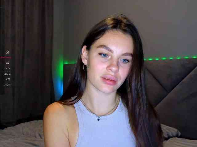 VALERIYAAA webcam