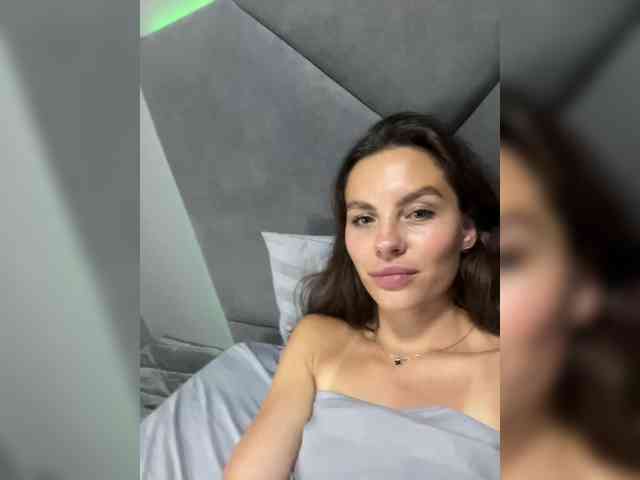 VALERIYAAA webcam