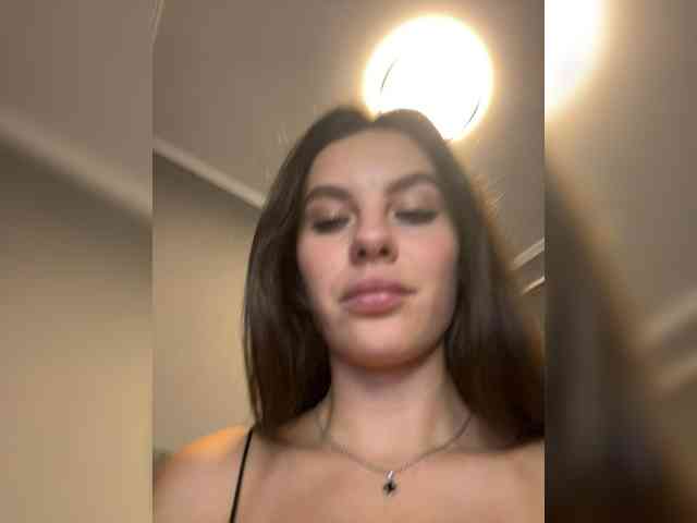 VALERIYAAA webcam