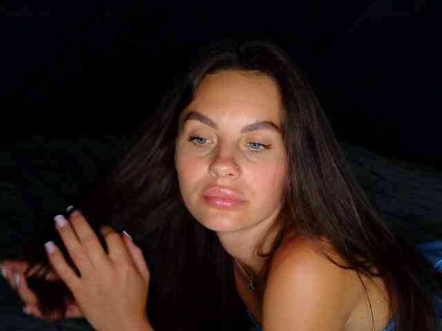 VALERIYAAA webcam
