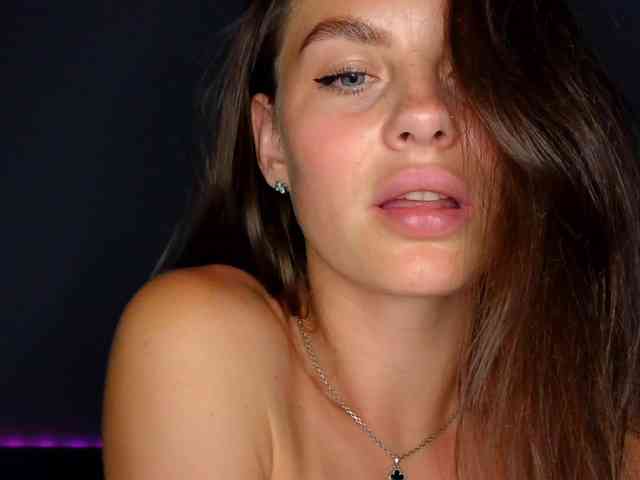 VALERIYAAA webcam