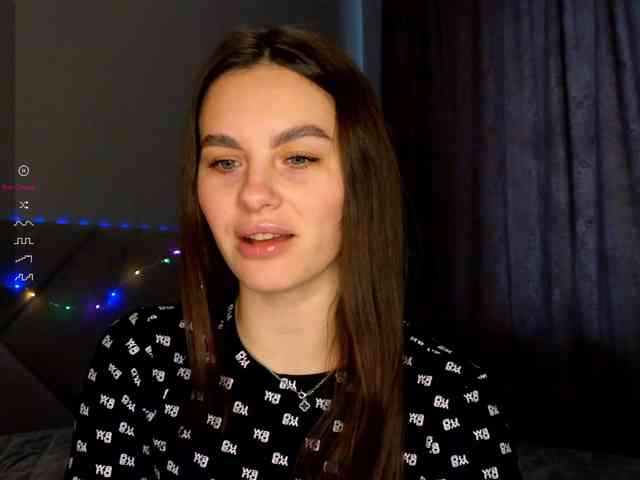 VALERIYAAA webcam