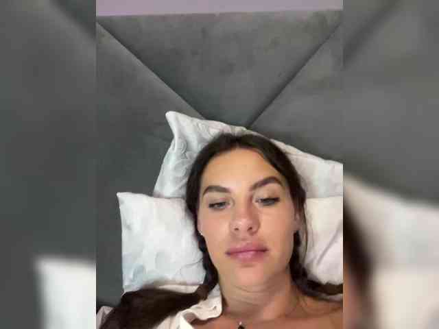 VALERIYAAA webcam