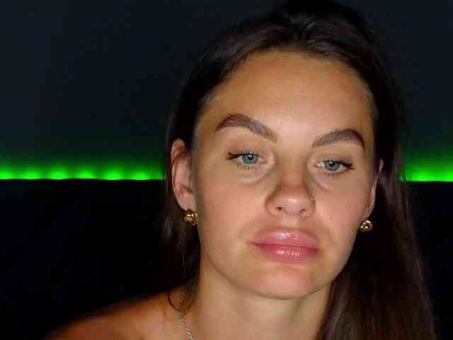 VALERIYAAA webcam