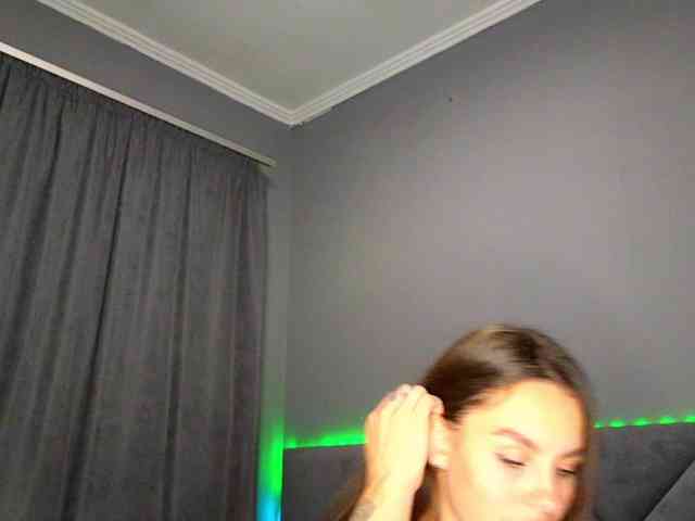 VALERIYAAA webcam