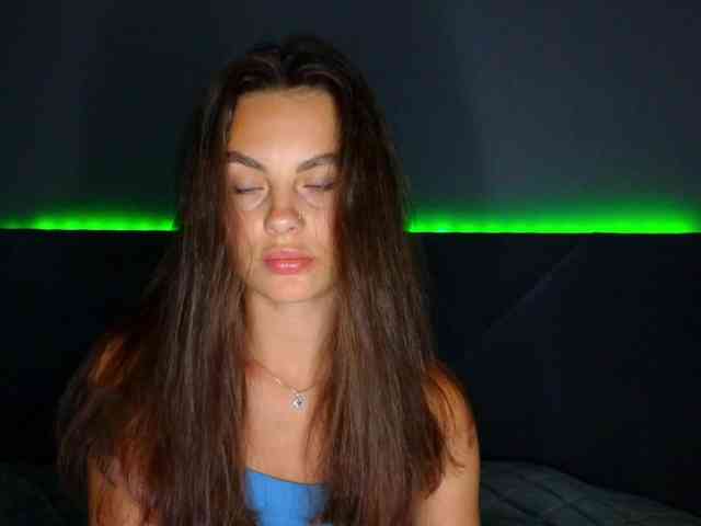 VALERIYAAA webcam