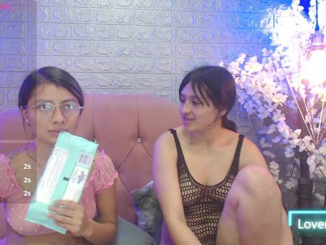 PERLA-AND-CELESTE's BongaCams show and profile