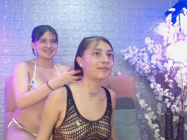 GIRLS-LESBI-HOTT webcam