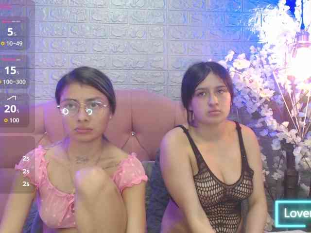 GIRLS-LESBI-HOTT webcam