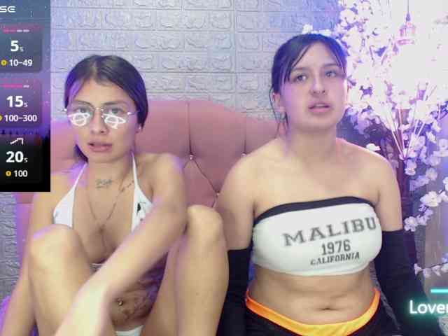 GIRLS-LESBI-HOTT webcam