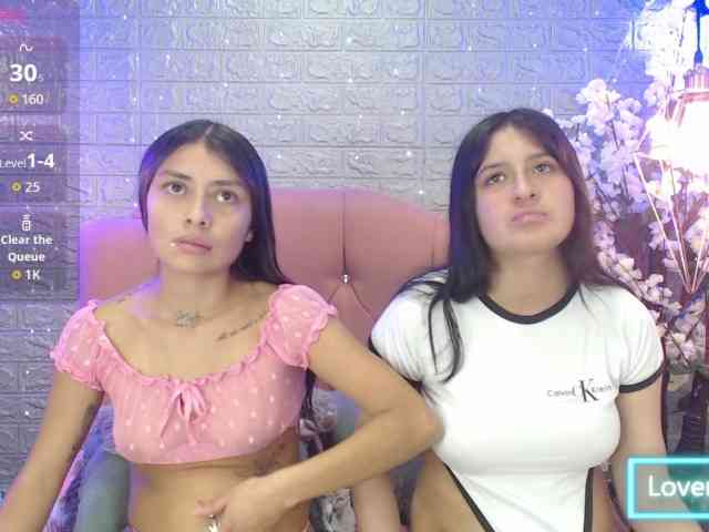 GIRLS-LESBI-HOTT webcam