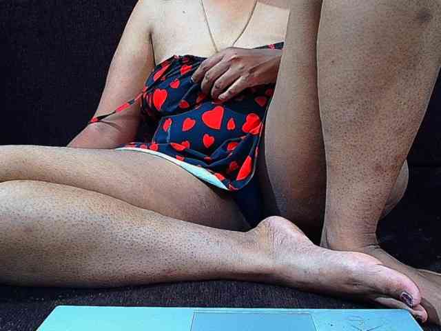 ShruthiIndian56 webcam