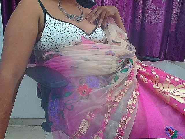 ShruthiIndian56 webcam