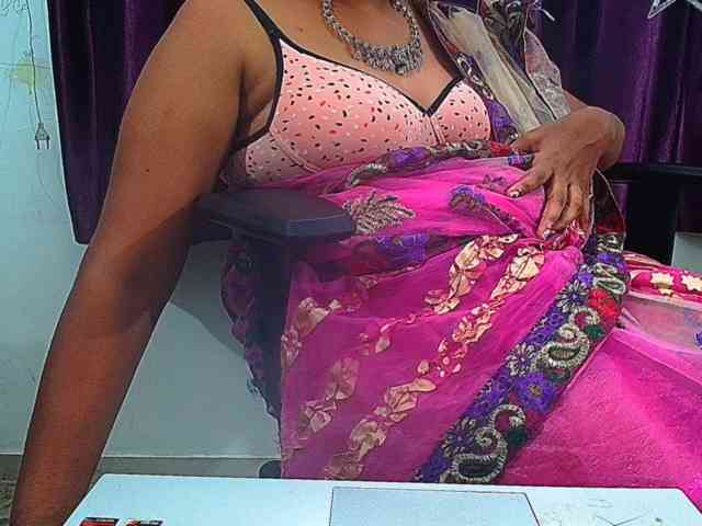 ShruthiIndian56 webcam