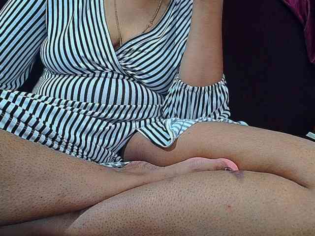 ShruthiIndian56 webcam