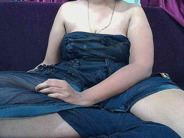ShruthiIndian56 webcam