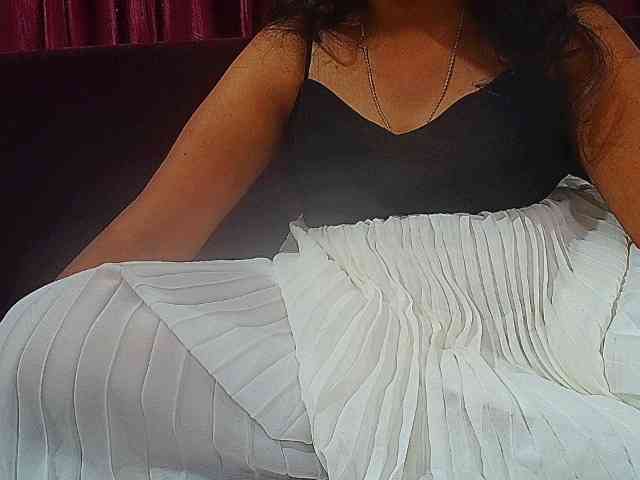ShruthiIndian56 webcam