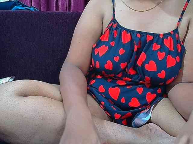 ShruthiIndian56 webcam