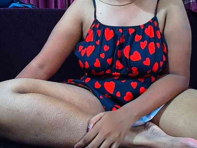 ShruthiIndian56 webcam