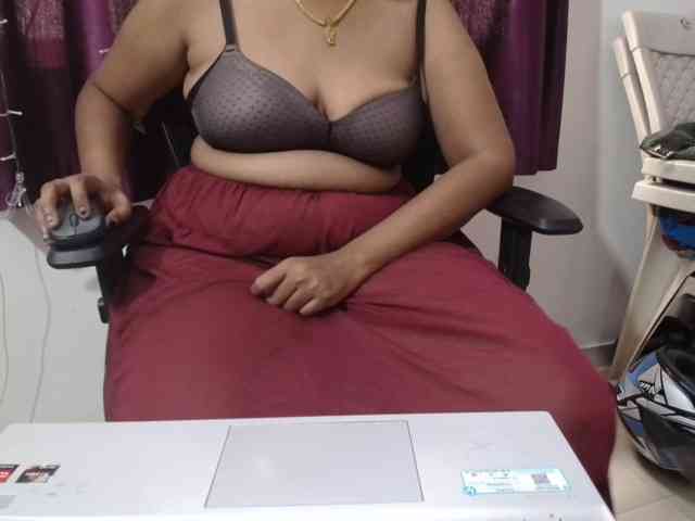 ShruthiIndian56 webcam