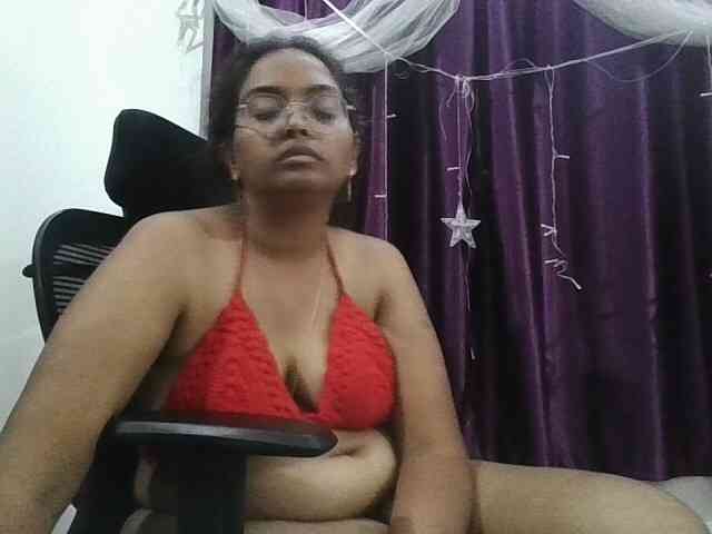 ShruthiIndian56 webcam
