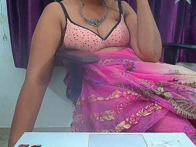 ShruthiIndian56 webcam