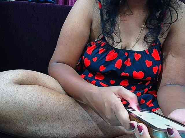 ShruthiIndian56 webcam