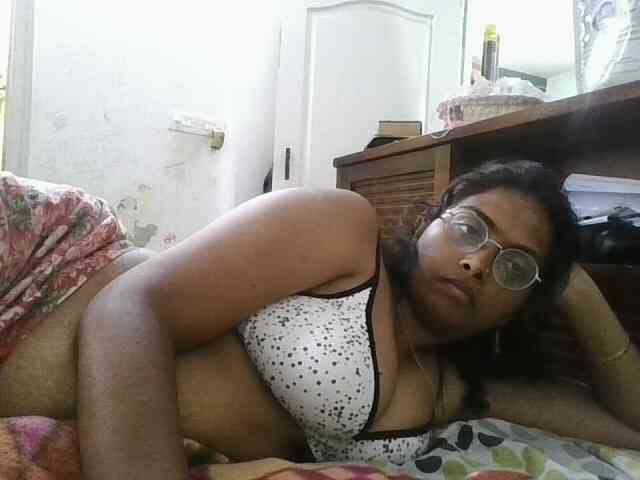 ShruthiIndian56 webcam