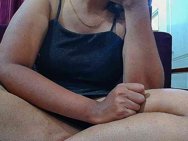 ShruthiIndian56 webcam