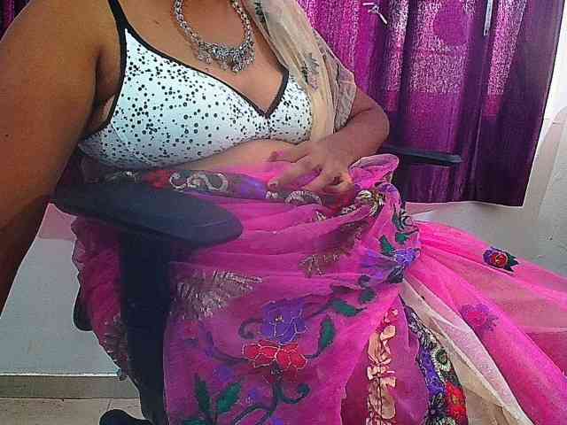 ShruthiIndian56 webcam